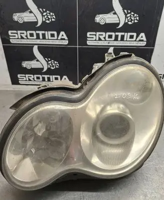 Mercedes-Benz C W203 Headlight/headlamp A2038203761