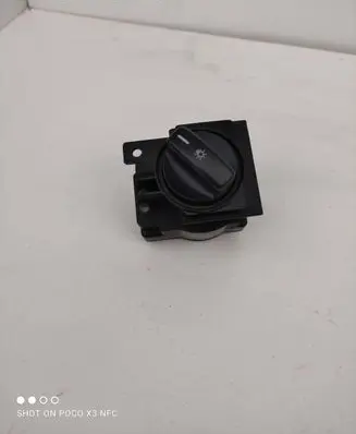 Mercedes-Benz B W245 Light switch 1695451304 32220301 0416618