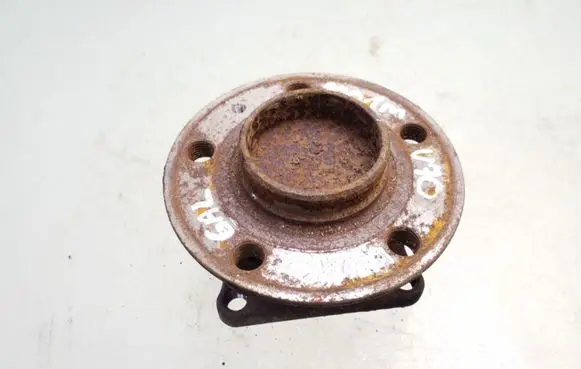 Volvo S70 V70 V70 XC Rear wheel hub