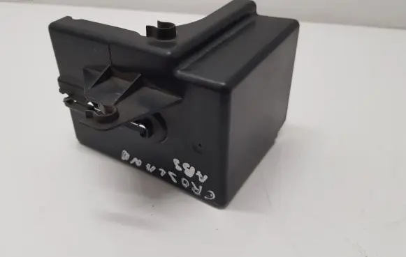 Opel Crossland X ABS pump bracket 9812553580