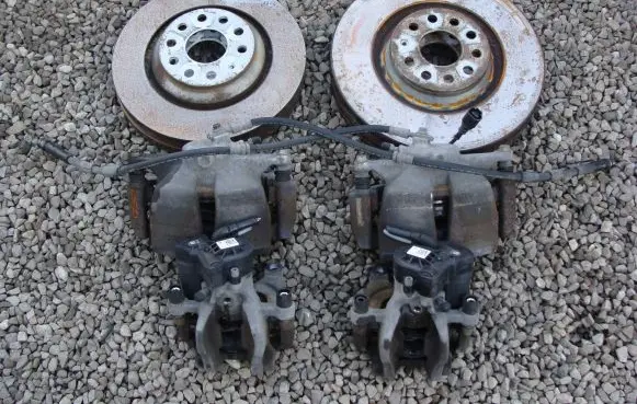 Volkswagen Tiguan Front brake caliper