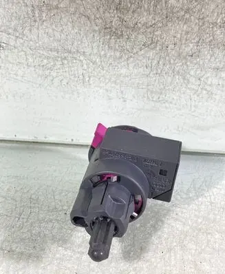 Audi Q7 4L Brake pedal sensor switch 914689963 14689962
