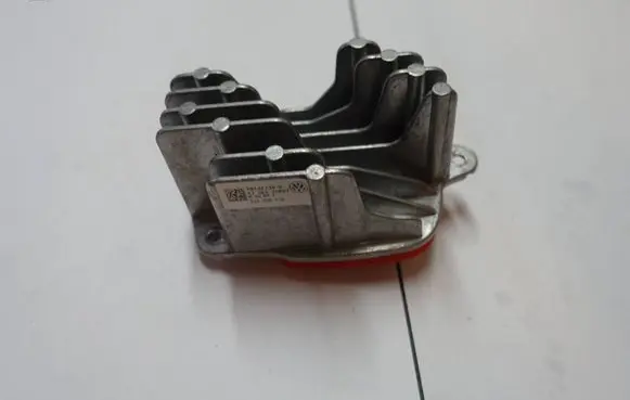 Volkswagen Golf Sportsvan LED ballast control module 90141238