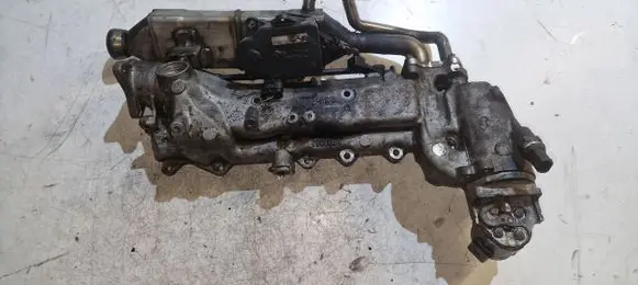 Mercedes-Benz CLS C219 EGR valve cooler 16421400175