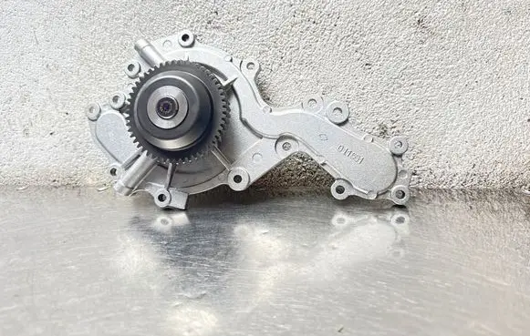 Opel Vectra C Water pump 011501