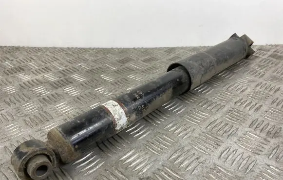 Nissan X-Trail T32 Rear shock absorber/damper