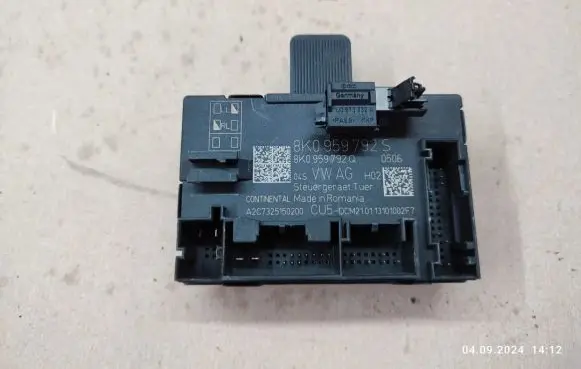 Audi A4 S4 B8 8K Door control unit/module 8K0959792S