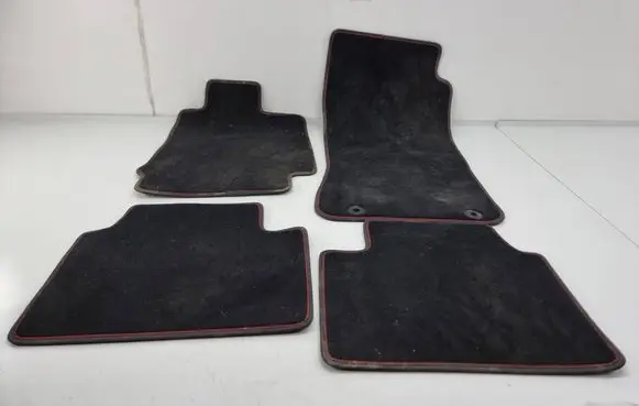 Alfa Romeo Giulia Car floor mat set 