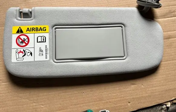 Jeep Grand Cherokee Sun visor braknumeruczci