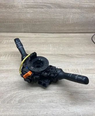 Toyota Yaris Wiper turn signal indicator stalk/switch 0D08017E142