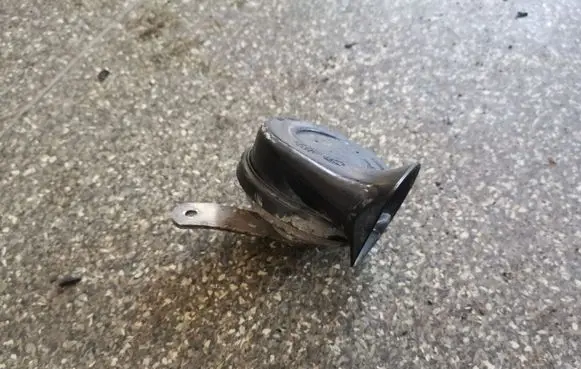 Mercedes-Benz A W168 Horn signal