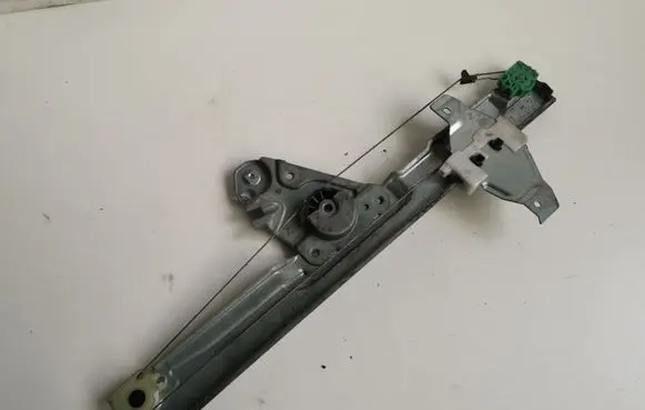 Peugeot 308 Front window lifting mechanism without motor 9659826980