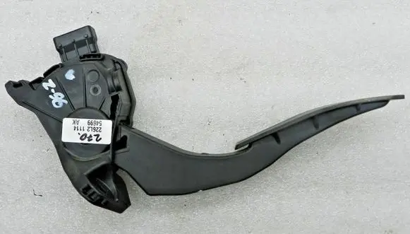 Opel Zafira C Accelerator throttle pedal 13253781
