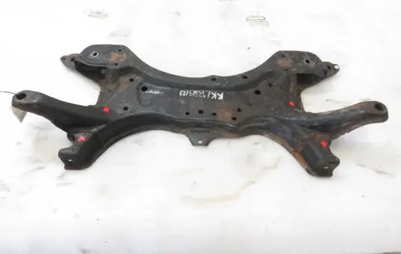 Toyota Corolla Verso E121 Front subframe