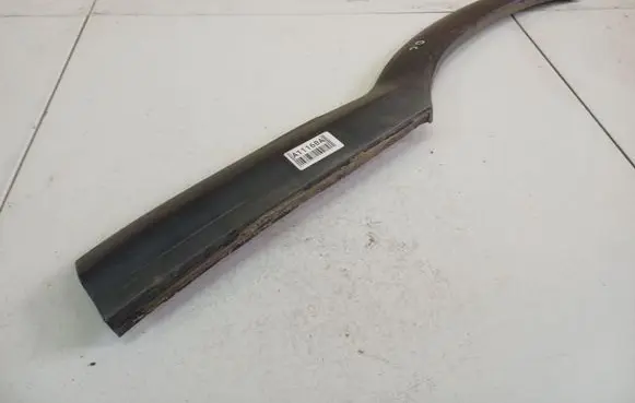 Opel Zafira A Rear arch trim 0090495