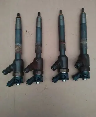 Honda CR-V Fuel injectors set 0445110532