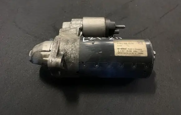 Mercedes-Benz C W204 Starter motor A6519064300