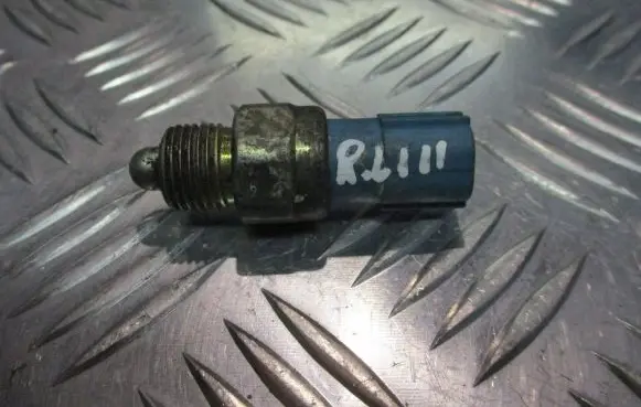 Renault Laguna III Reversing light switch sensor 