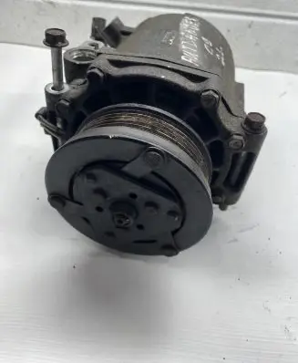 Mitsubishi Outlander Air conditioning (A/C) compressor (pump) 7813A068