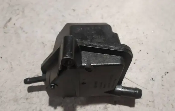 Audi A3 S3 8L Power steering fluid tank/reservoir 1J0422371B