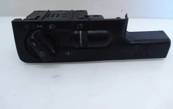 Volkswagen PASSAT B4 Light switch 3A1341531