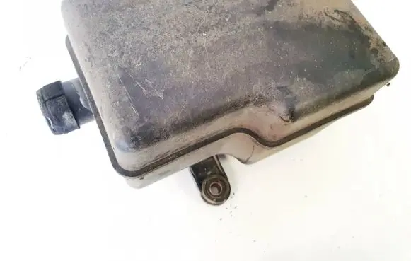 Intake resonator