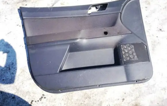 Volkswagen Polo IV 9N3 Front door card panel trim 6q4867011 p0081343
