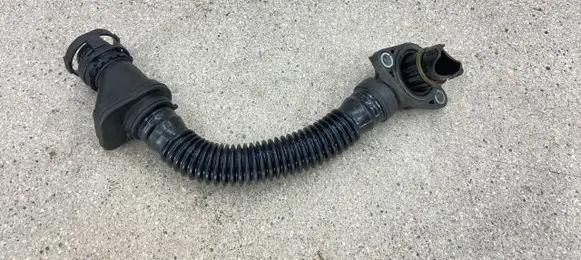 BMW M6 Breather hose/pipe 7843151 11157843151