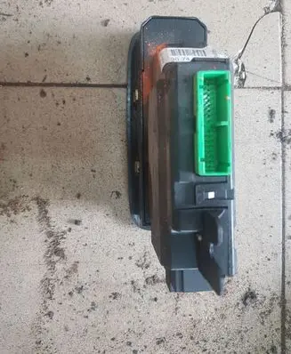 Volvo V70 Electric window control switch