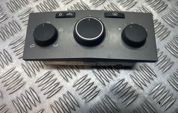 Opel Zafira B Climate control unit 90151241