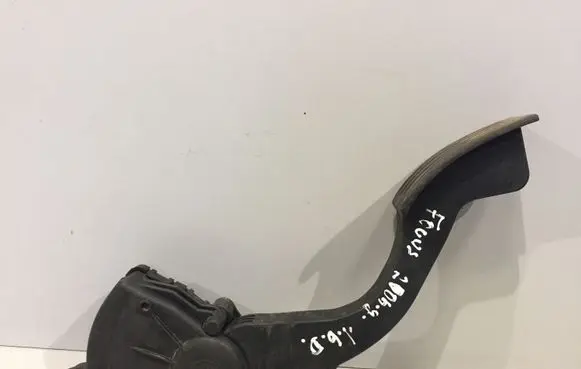 Ford Focus Accelerator throttle pedal 4M519F836AH 6PV00864101