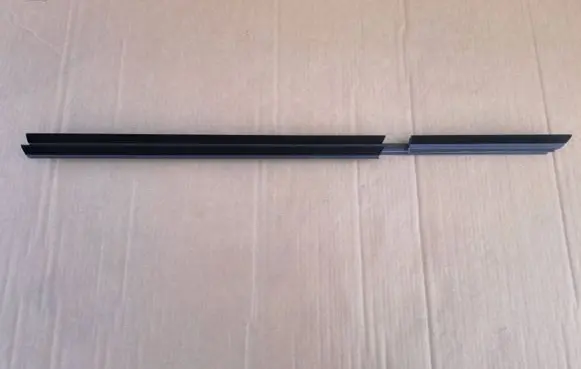 BMW X5 G05 Rubber seal rear door 7428693