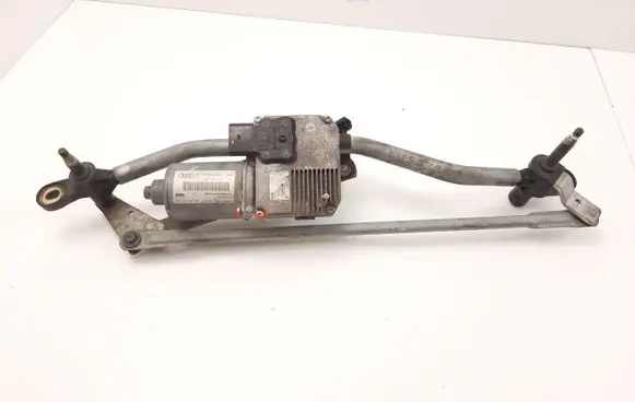 Audi A5 8T 8F Front wiper linkage and motor 8T1955119D