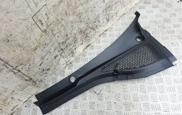 Volkswagen e-Golf Wiper trim 5G1819403A