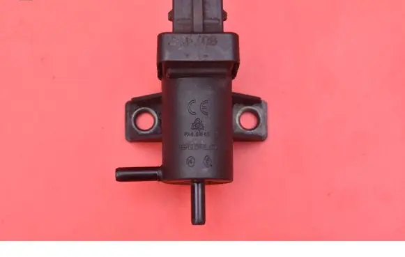 Renault Megane II Vacuum valve 8200762162