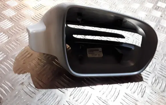 Volkswagen Touareg II Front door wing mirror part A3154436