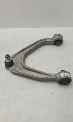 Maserati Ghibli Front lower control arm/wishbone 06700041850