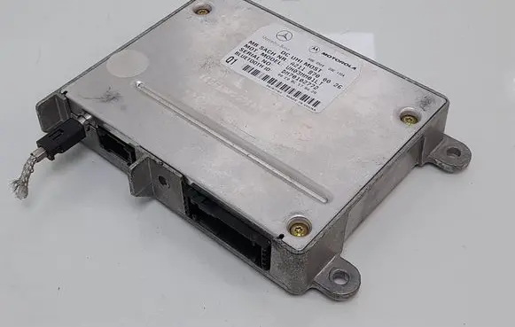 Mercedes-Benz E W211 Bluetooth control unit module A2118700026