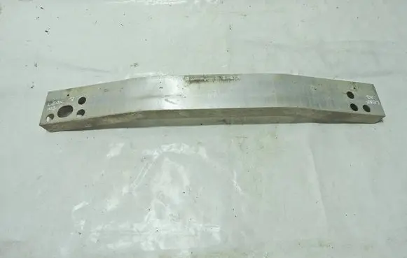 Nissan Leaf I (ZE0) Front bumper support beam 