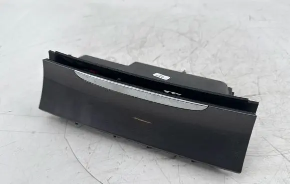 Volkswagen PASSAT B6 Car ashtray 3C0863284