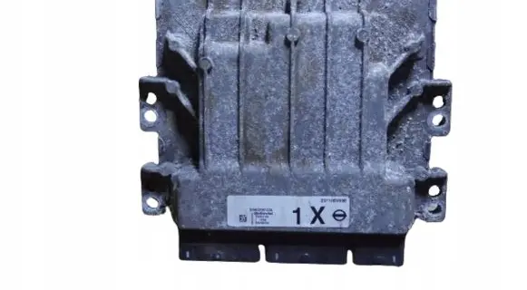 Nissan Juke I F15 Engine control unit/module 23710BV89B