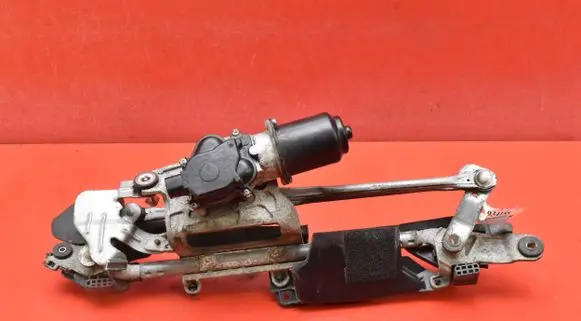 Mazda 3 II Front wiper linkage and motor