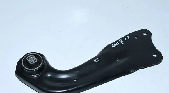 Volkswagen Golf VI Rear control arm 