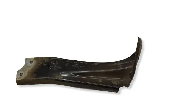 Skoda Octavia Mk3 (5E) Fender mounting bracket 5E0821141