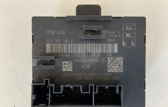 Audi A3 S3 8V Door control unit/module 5Q0959395E 5Q0959395B