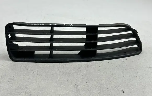 Audi A4 S4 B5 8D Front bumper lower grill 8D0807346J