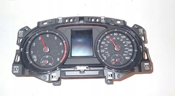 Volkswagen Golf VII Speedometer (instrument cluster) 5G1920856C