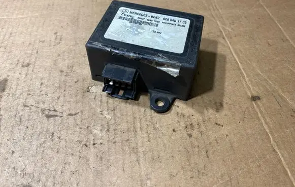 Mercedes-Benz Sprinter W901 W902 W903 W904 Immobilizer control unit/module 0265451732