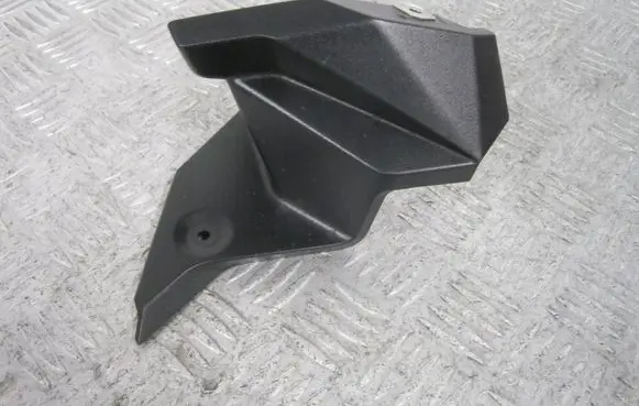 BMW 2 Active Tourer U06 Bonnet wind deflector 8403923