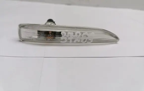 BMW 7 E65 E66 Front fender indicator light